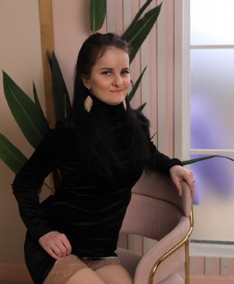У меня есть всё, чтобы сделать наше свидание незабываемым: нежные руки, опытные губы и огромное желание доставить тебе удовольствие. Я готова предложить тебе широкий спектр услуг, от расслабляющего массажа до страстных экспериментов в постели. Мои фото гарантированно реальны, и в то же время я гарантирую абсолютную конфиденциальность. Живу в Москве, где встречусь с тобой в уютной атмосфере, чтобы сделать наше свидание незабываемым. Жду твоего звонка! 💋 Малышка
